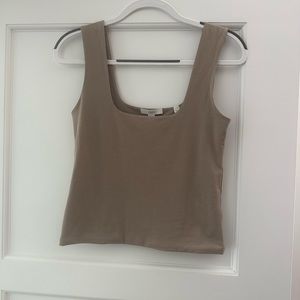 Vince crop top tan nude color